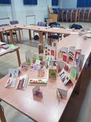 Izdelovanje drevesca in voščilnic